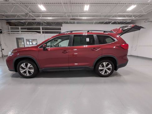 Used 2019 Subaru Ascent Premium w/ Popular Package #2 AWD/4WD image 12