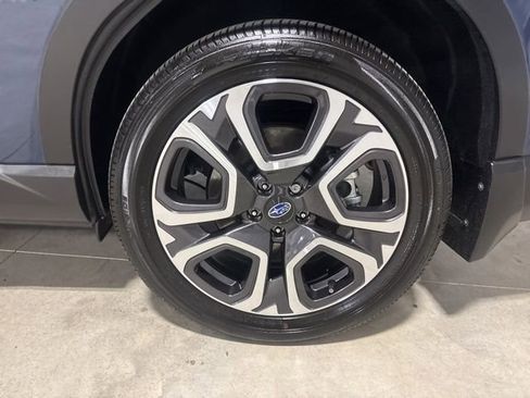 Used 2023 Subaru Ascent Limited w/ Technology Package image 29