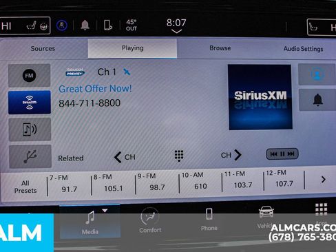 Used 2023 Chrysler Pacifica Touring-L image 37