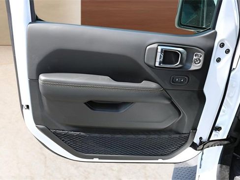 New 2025 Jeep Wrangler Unlimited Sahara image 10