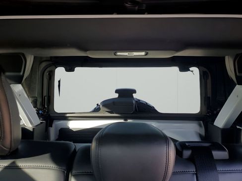 Used 2022 Ford Bronco Black Diamond image 25