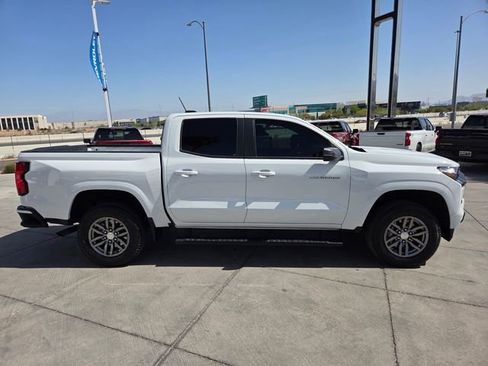 Used 2023 Chevrolet Colorado LT w/ LT Convenience Package image 7