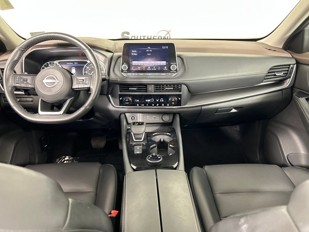 Used 2023 Nissan Rogue SV w/ SV Premium B Package AWD/4WD image 18