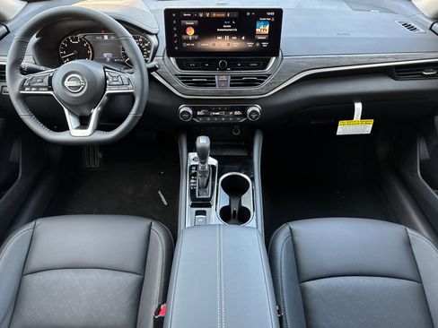 New 2025 Nissan Altima 2.5 SL image 10