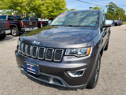 Used 2017 Jeep Grand Cherokee Limited AWD/4WD image 1