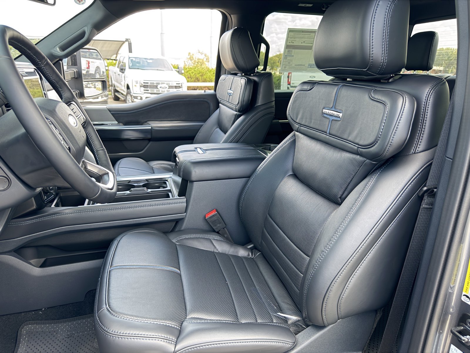 New 2026 Ford F250 Platinum AWD/4WD image 24