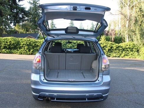 Used 2006 Toyota Matrix XR FWD image 17