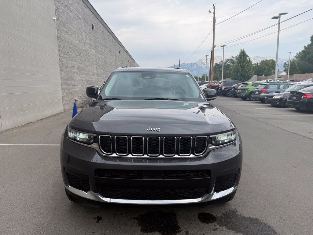 Used 2021 Jeep Grand Cherokee L Laredo w/ Luxury Tech Group I AWD/4WD image 8