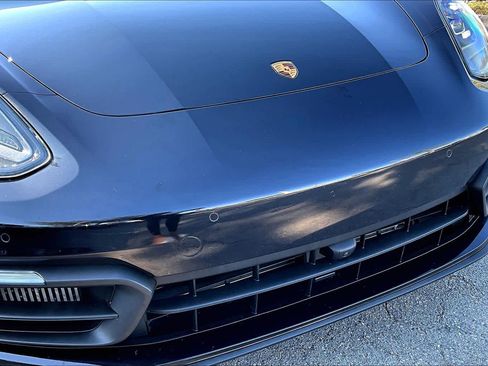 Used 2022 Porsche Panamera 4S w/ Premium Package image 29