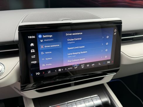 New 2026 Lincoln Nautilus Premier w/ Equipment Group 102A image 12