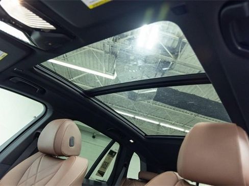 New 2026 BMW X5 xDrive40i w/ M Sport Package image 16