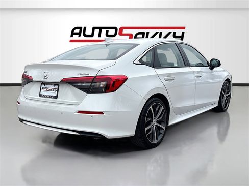 Used 2024 Honda Civic Touring image 7