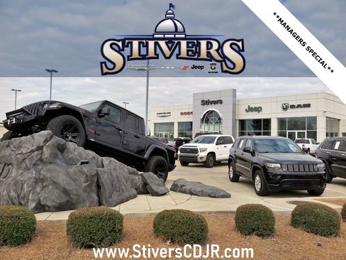 New 2025 Jeep Grand Cherokee Altitude image 20