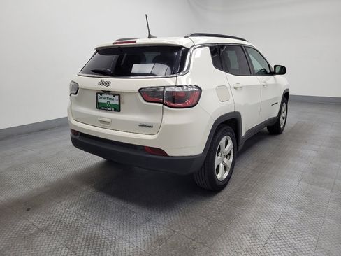 Used 2020 Jeep Compass Latitude w/ Premium Lighting Group FWD image 9