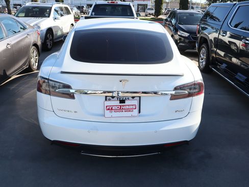Used 2014 Tesla Model S P85 image 8