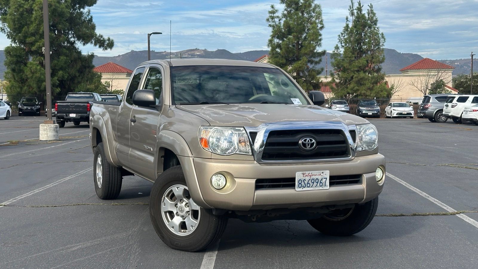Used 2008 Toyota Tacoma PreRunner RWD image 1