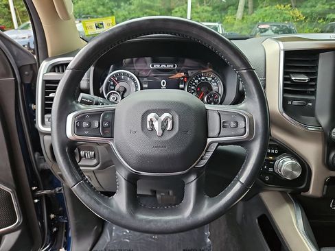 Used 2021 RAM 1500 Laramie AWD/4WD image 19
