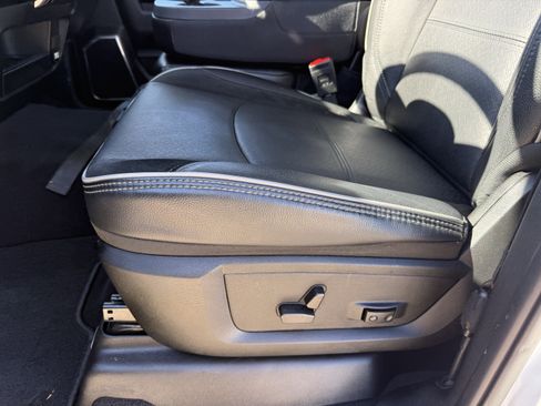 Used 2024 RAM 2500 Laramie image 28