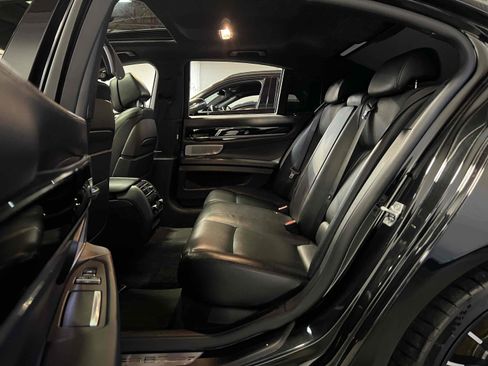 Used 2013 BMW ALPINA B7 image 38