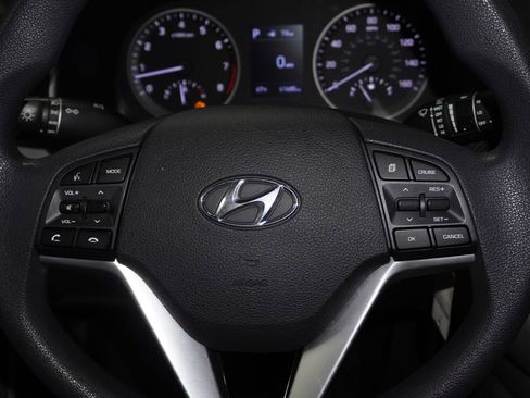 Used 2019 Hyundai Tucson SE image 16