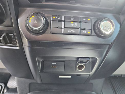 Used 2016 Ford F150 XL w/ Equipment Group 101A Mid RWD image 14