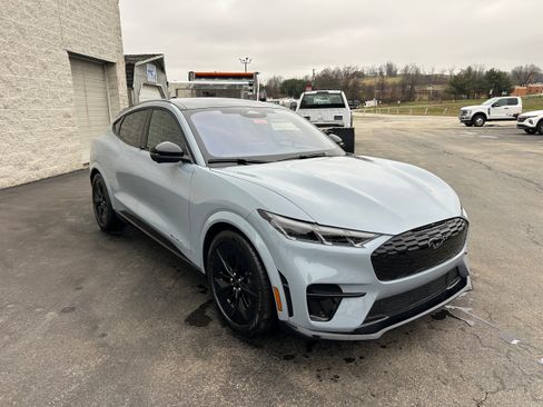 New 2025 Ford Mustang Mach-E GT AWD/4WD image 16