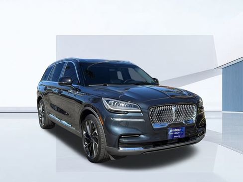 Used 2023 Lincoln Aviator Reserve w/ Equipment Group 201A image 7