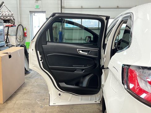 Used 2024 Ford Edge SEL w/ Convenience Package image 34