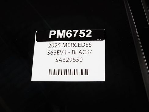 Used 2025 Mercedes-Benz S 63 AMG S image 41