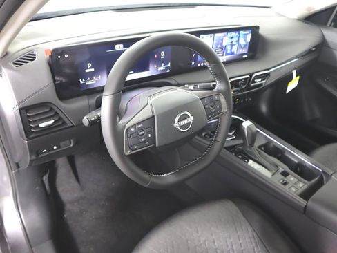 New 2026 Nissan Sentra SV w/ SV Convenience Package image 10