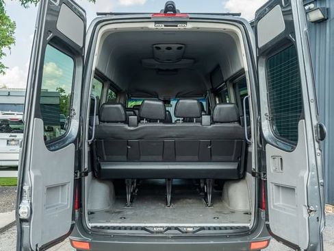 Used 2016 Mercedes-Benz Sprinter 2500 image 10