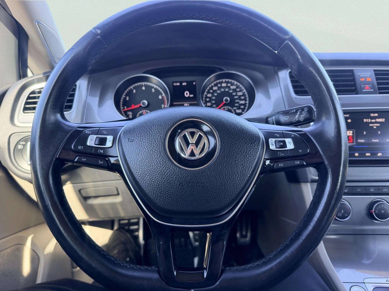 Used 2017 Volkswagen Golf Alltrack SE AWD/4WD image 29