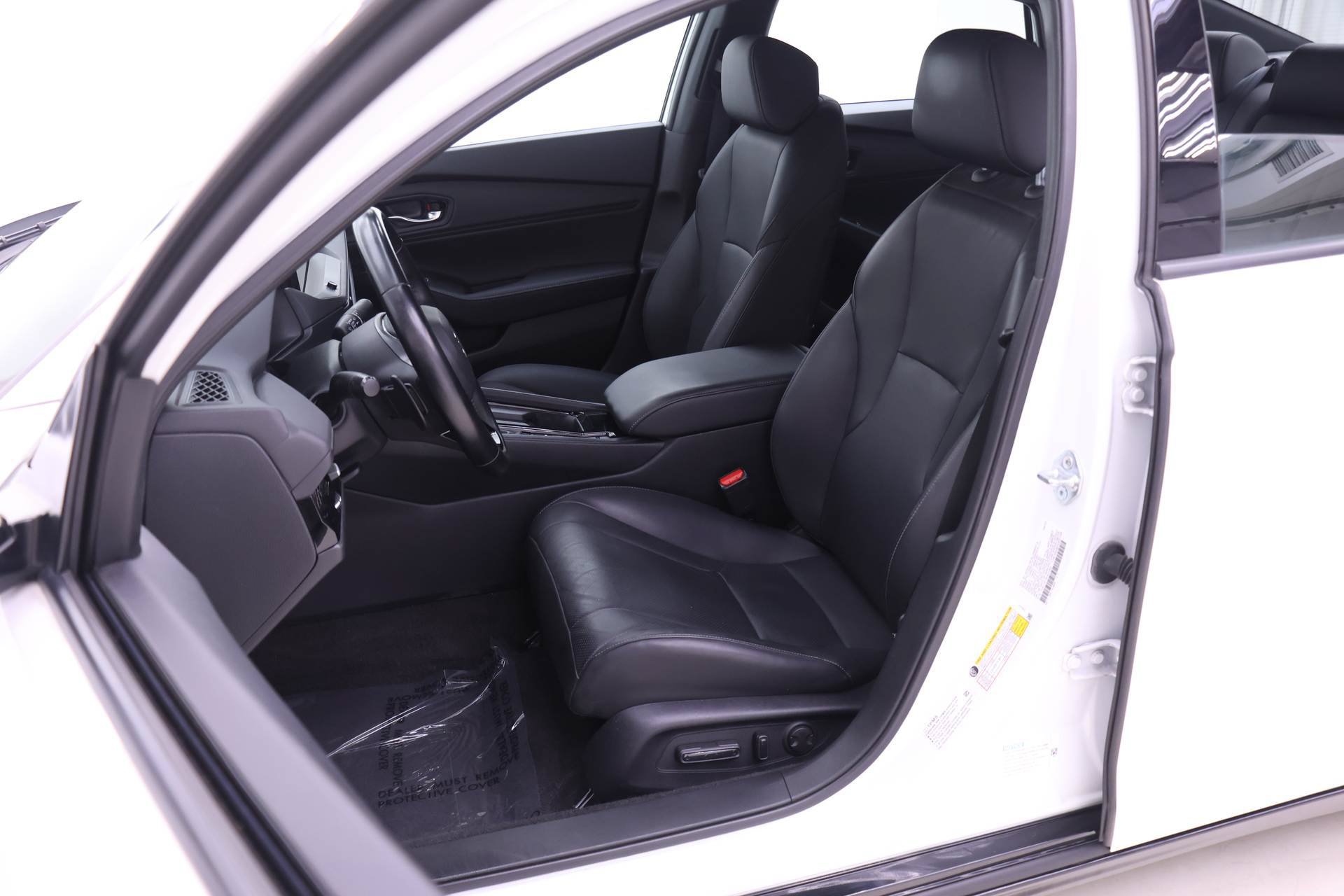 Used 2023 Honda Accord Sport-L image 4