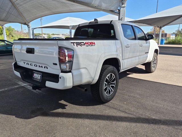 Used 2021 Toyota Tacoma TRD Sport w/ Technology Package AWD/4WD image 4
