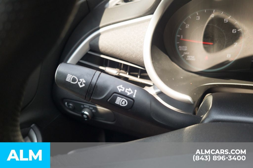 Used 2024 Chevrolet Malibu LT FWD image 31