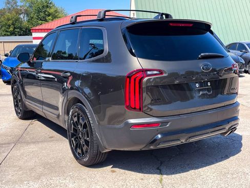 Used 2021 Kia Telluride EX w/ EX Premium Package image 5