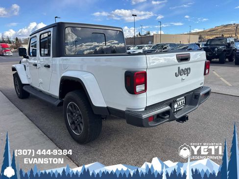 Used 2022 Jeep Gladiator Overland w/ Popular Equipment Package image 5