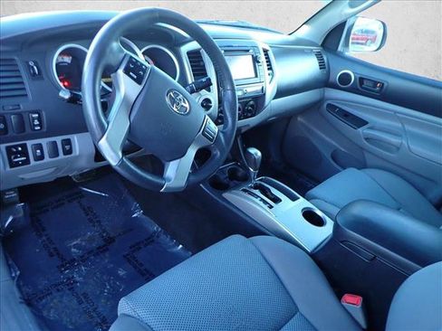 Used 2013 Toyota Tacoma 4x4 Double Cab w/ TRD Sport Pkg image 8