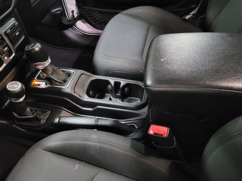 Used 2020 Jeep Wrangler Unlimited Sport S image 26