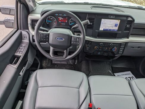 New 2025 Ford F550 4x4 Crew Cab Super Duty w/ XL Chrome Package image 30