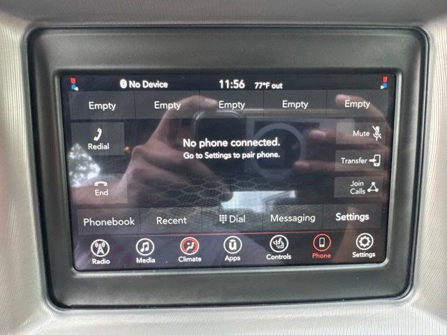 Used 2022 Dodge Charger SXT w/ Blacktop Package RWD image 23