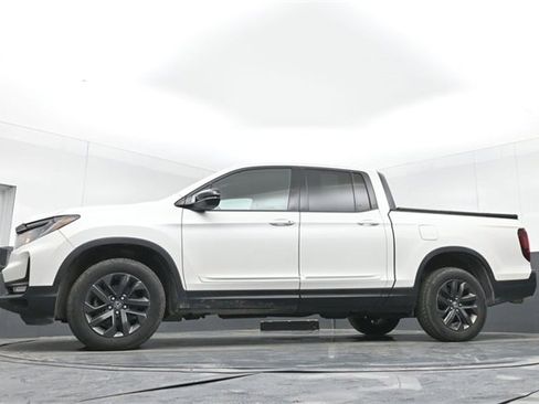 Used 2021 Honda Ridgeline Sport image 27
