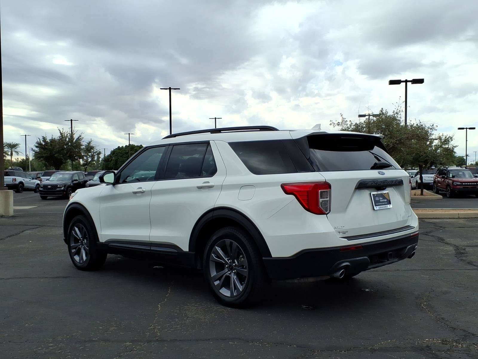 Certified 2023 Ford Explorer XLT w/ Equipment Group 202A AWD/4WD image 4