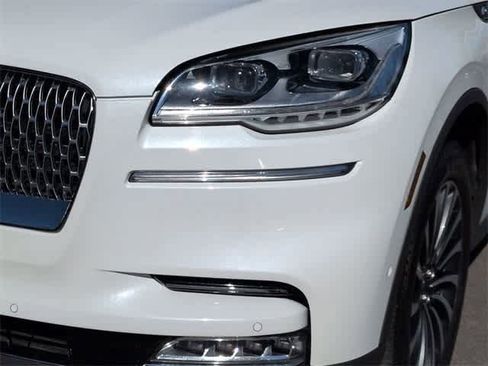 Used 2022 Lincoln Aviator Reserve w/ Equipment Group 201A image 10