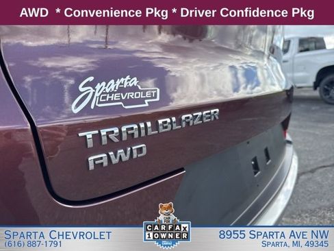 Used 2023 Chevrolet TrailBlazer LT w/ Convenience Package AWD/4WD image 10