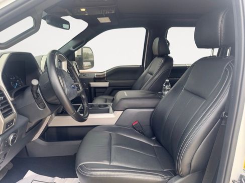 Used 2022 Ford F250 Lariat w/ Lariat Ultimate Package AWD/4WD image 9