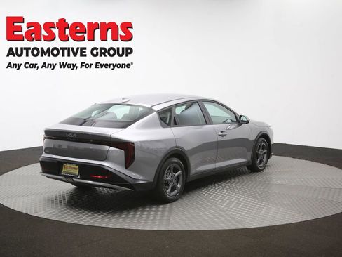 Used 2025 Kia K4 FWD image 39