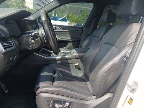 Used 2019 BMW X5 xDrive50i AWD/4WD image 16