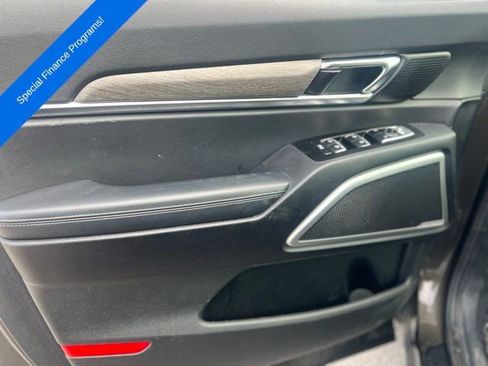 Used 2022 Kia Telluride EX w/ EX Premium Package image 32