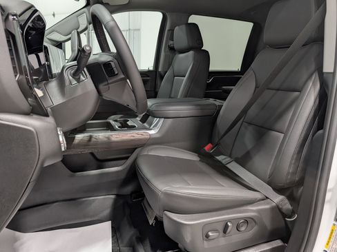Used 2025 GMC Sierra 3500 SLT w/ SLT Premium Package image 16